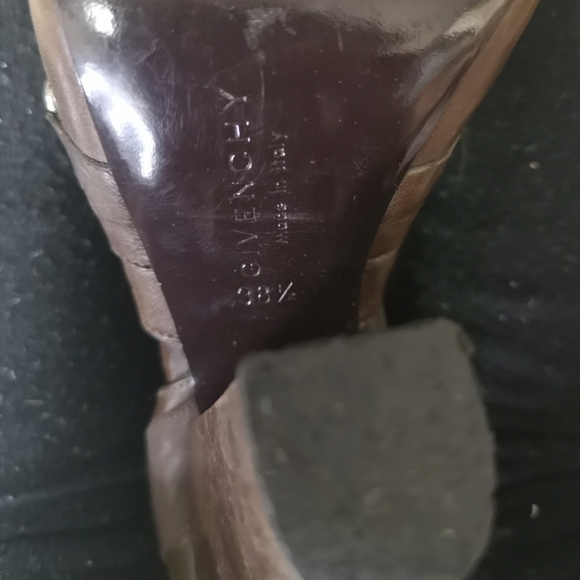 Y2k Vintage Givenchy Strappy Leather Gladiator Sandal Pumps With Velcro Closure - Picture 2 of 8